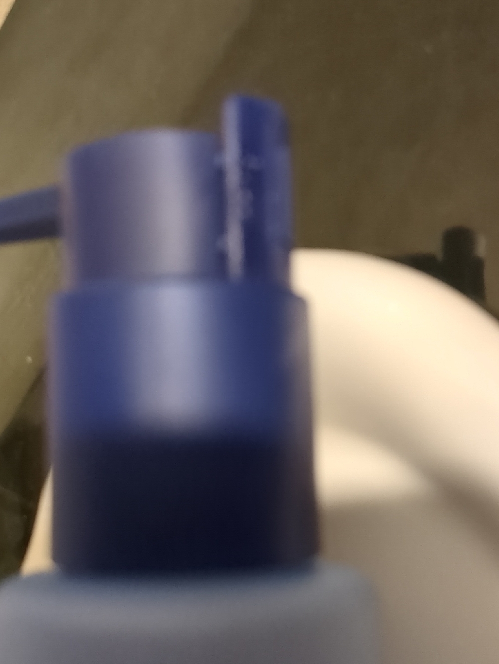 Gel To Foam Face Wash - Picture 2 of 4
